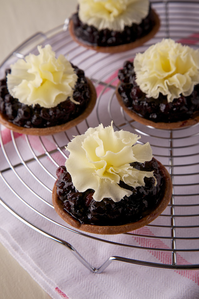 Blueberry Tart with Tête de Moine AOP