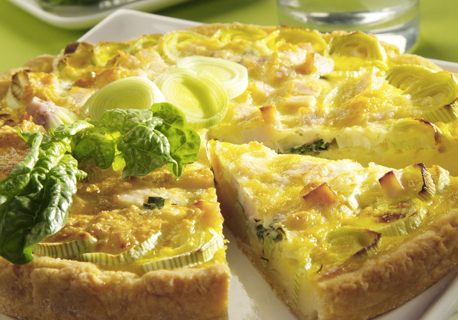 Lardons and leek tart