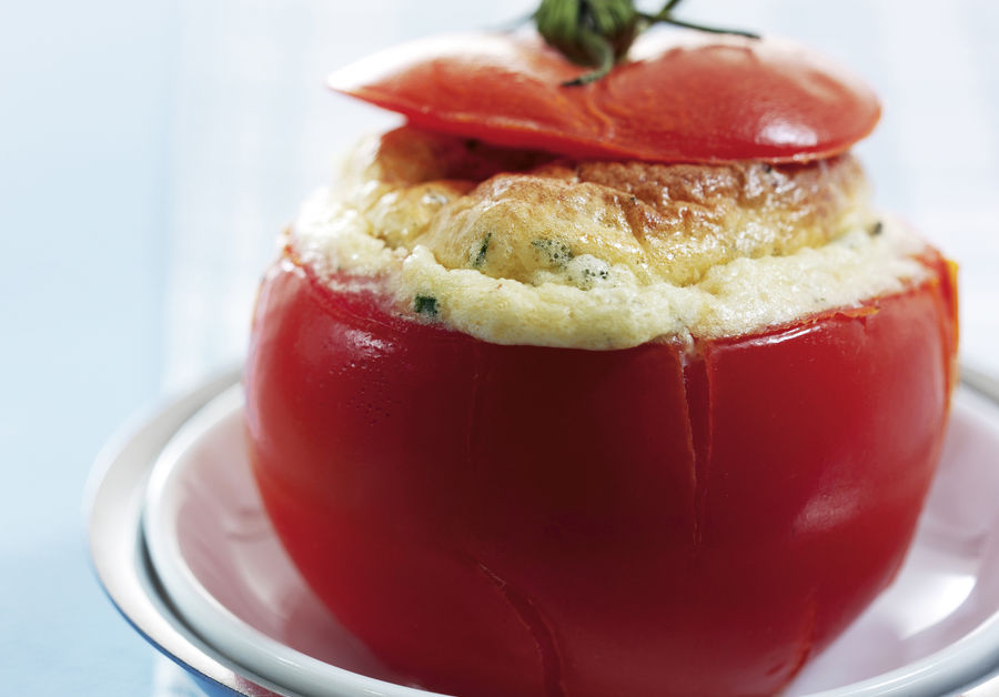Stuffed tomatoes with a herb soufflé 