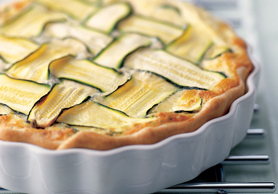 Courgettes and raclette cheese tart