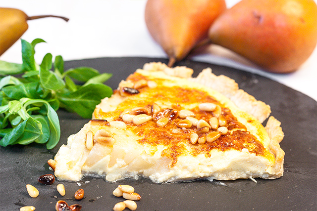 Gruyère AOP pie with pears and pine kernel