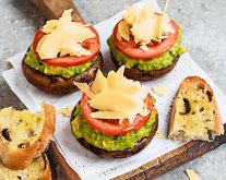 Grilled giant mushrooms with Bündner mountain cheese